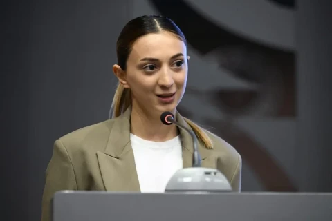 Fərid Qayıbov son iki ay ərzində beynəlxalq yarışlarda yüksək nəticələr əldə etmiş idmançılarla görüşüb