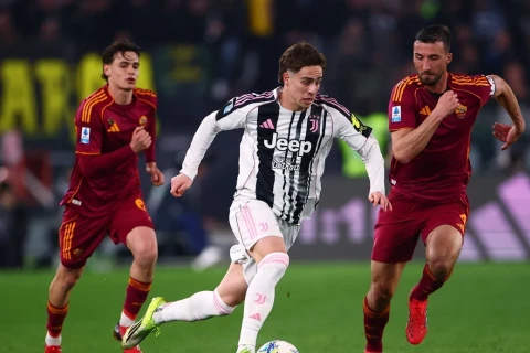 Seriya A: “Roma” və “Yuventus” matçında gərgin anlar - YENİLƏNİB + VİDEO