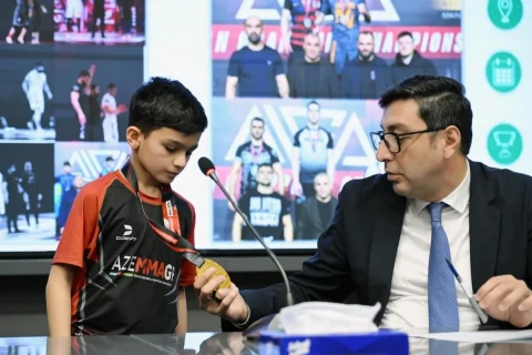 Fərid Qayıbov son iki ay ərzində beynəlxalq yarışlarda yüksək nəticələr əldə etmiş idmançılarla görüşüb