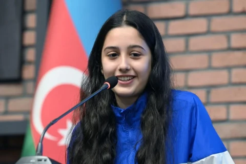 Fərid Qayıbov son iki ay ərzində beynəlxalq yarışlarda yüksək nəticələr əldə etmiş idmançılarla görüşüb