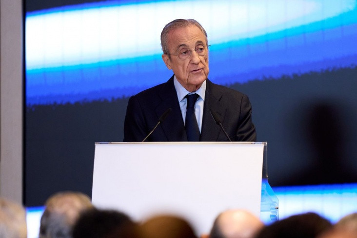 Real Madrid fans call for Florentino Pérez to resign after shock home defeat