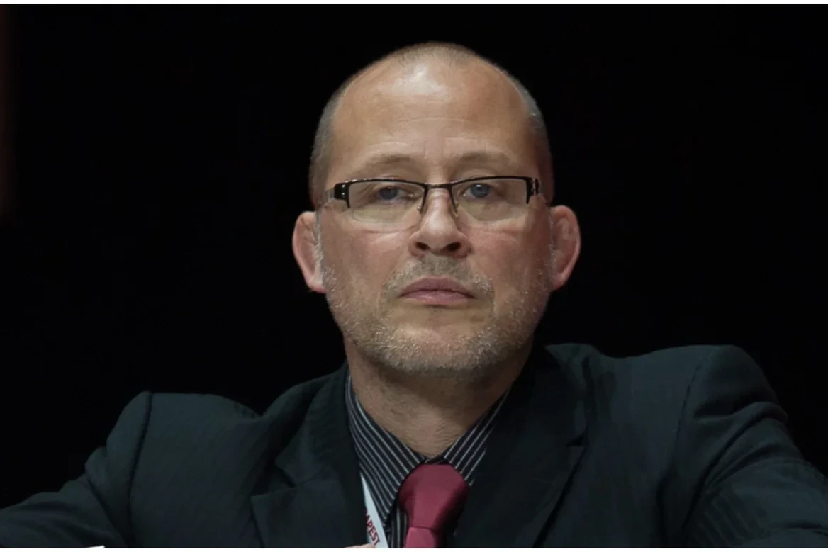 Riçard Trautman: “Ümid edirəm ki, Hidayət Heydərov bundan nəticə çıxaracaq” - MÜSAHİBƏ + FOTO