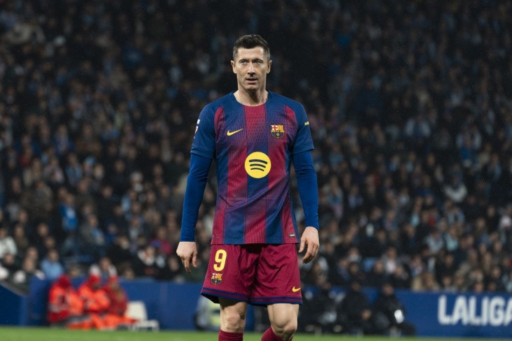 Lewandowski eyes return in protective mask after eye socket fracture