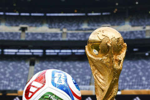 FIFA dünya çempionatının rəsmi posterini təqdim edib