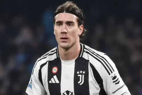 “Yuventus” və Vlahoviç müqavilənin uzadılması barədə danışıqlar aparıblar