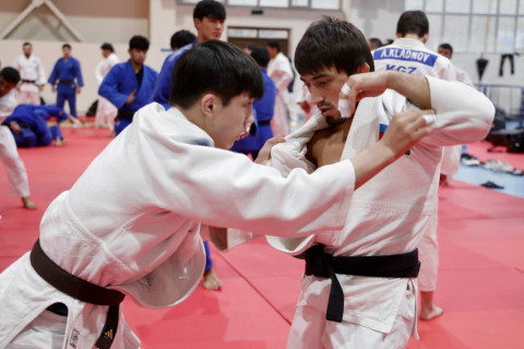 Azərbaycan cüdoçuları Özbəkistanda beynəlxalq təlim-məşq toplanışına qatılıblar - FOTO