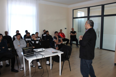 AFFA Hakimlər Komitəsi “Karvan-Yevlax”ın məşqçi və futbolçu heyəti üçün seminar təşkil edib - FOTO
