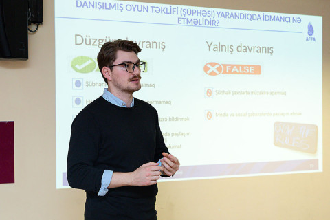 Futbolçular üçün danışılmış oyunlara qarşı maarifləndirmə sessiyası keçirilib - FOTO