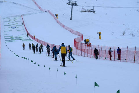 В Шахдаге стартует чемпионат Европы по ски-альпинизму - ФОТО