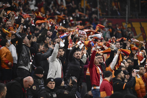 “Qalatasaray”a UEFA-dan ağır cəza: Liverpul səfəri azarkeşsiz keçəcək