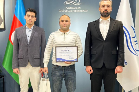 Житель Губы проплыл 10 часов без перерыва