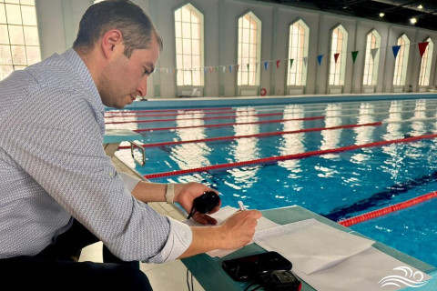 Житель Губы проплыл 10 часов без перерыва