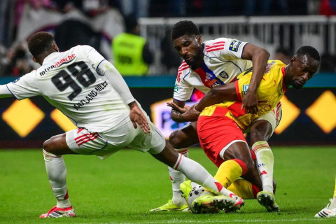 "Лион" в серии пенальти проиграл "Лансу" в Кубке Франции