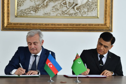 Азербайджан и Туркменистан подписали меморандум о сотрудничестве в конном спорте