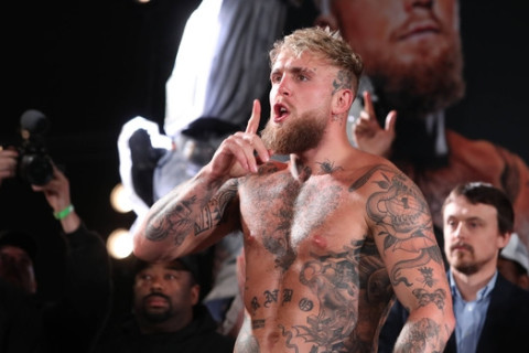 Блогер-боксер запускает новую лигу женского бокса