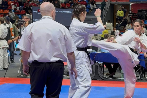 Азербайджанская каратистка стала призером международного турнира в Москве - ФОТО