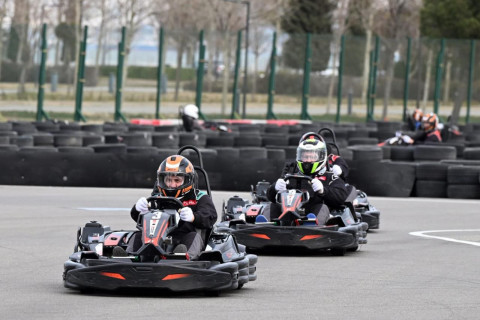 Diplomatlar arasında kartinq yarışı təşkil edilib - FOTO