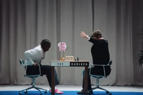 Эберечи Эзе и Магнус Карлсен снялись в необычном рекламном ролике - ВИДЕО