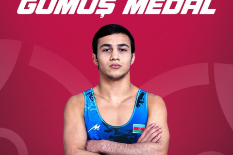 Васиф Багиров взял "серебро" чемпионата Европы по борьбе - ОБНОВЛЯЕТСЯ