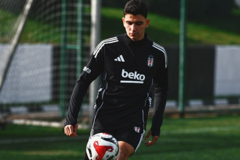 “Beşiktaş”ın 19 yaşlı müdafiəçisi stoperlər arasında birinci olub
