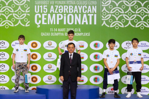 Чемпионат Азербайджана по борьбе: определились победители в шести весовых категориях - ФОТО