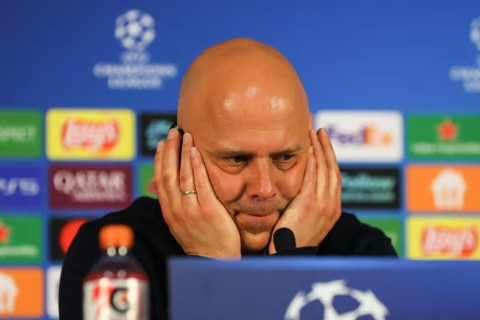 Arne Slota tam dəstək: “Liverpul”da istefa gündəmdə deyil