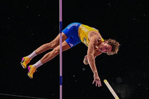 Arman Düplantis karyerasında 15-ci dəfə dünya rekordunu yeniləyib - VİDEO