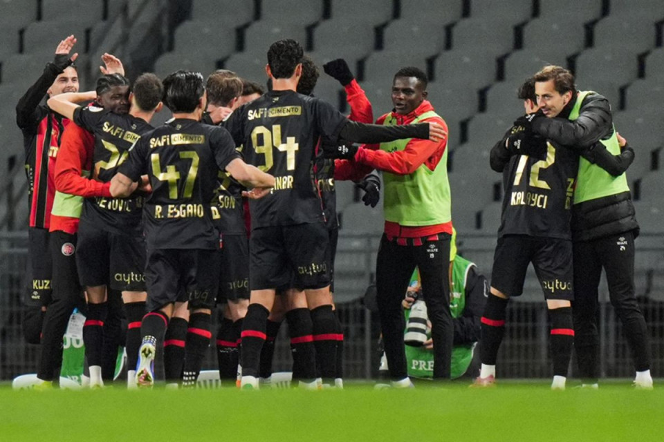 Türkiyə Superliqası: “Fənərbağça” gözlənilmədən çempionatın autsayderinə məğlub olub - VİDEO