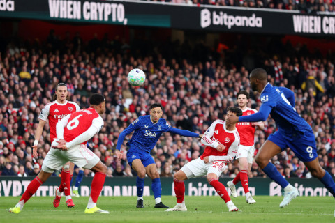 "Арсенал" обыграл «Эвертон» благодаря двум голам в концовке - ОБНОВЛЯЕТСЯ