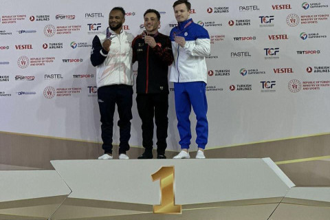 Nikita Simonov Dünya Kubokunda üçüncü olub