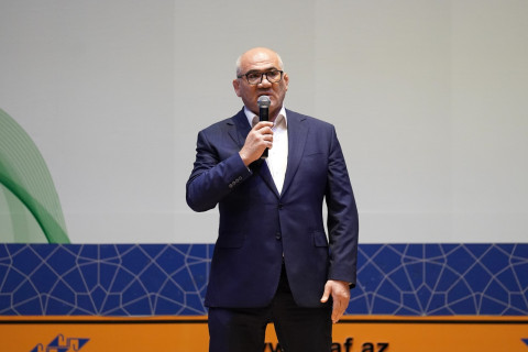 Ağırlıqqaldırma üzrə Azərbaycan çempionatı başlayıb, ilk qaliblər müəyyənləşib - FOTO