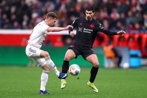 “Bavariya” doqquz nəfərlə “Bayer”lə oyunda məğlubiyyətdən qurtarıb