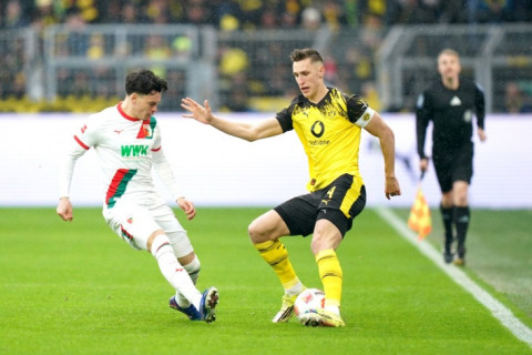 Дортмундская "Боруссия" обыграла "Аугсбург" в Бундеслиге