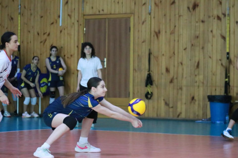 Voleybol üzrə Azərbaycan birinciliyində çempionlar bəlli olub - FOTO