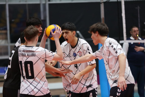 Voleybol üzrə Azərbaycan birinciliyində çempionlar bəlli olub - FOTO