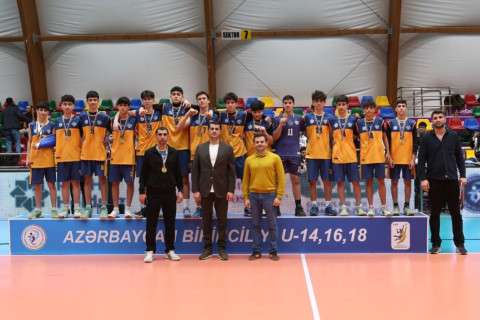 Voleybol üzrə Azərbaycan birinciliyində çempionlar bəlli olub - FOTO