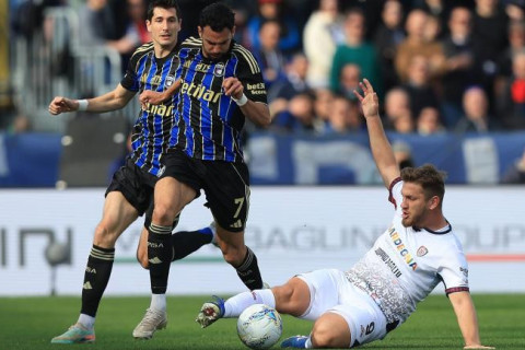 Seriya A: “Kalyari” üçün kabus, autsayderə rüsvayçı məğlubiyyət - YENİLƏNİR