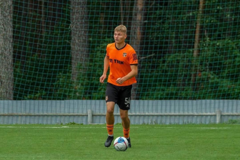 Telefon fırıldaqçılarının dəhşətli toru: 20 yaşlı futbolçu qadını qətlə yetirdi