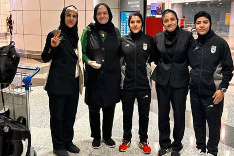 Avstraliyanın sığınacaq təklifini rədd edən beş iranlı futbolçu geri qayıdır - FOTO