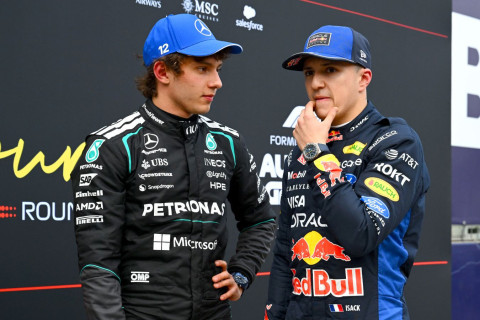 Antonelli Çin Qran-prisi zamanı toqquşmayna görə Hacardan üzr istəyib