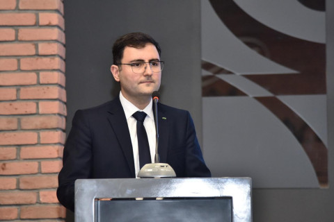 Fərid Qayıbov federasiya rəsmiləri ilə görüşüb - FOTO