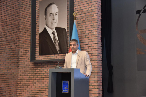 Fərid Qayıbov federasiya rəsmiləri ilə görüşüb - FOTO