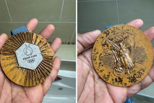 Olimpiyaçılarımızın yenilənmiş medalları Bakıya göndərilir