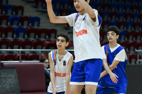 Bakıda məşqçilər üçün basketbol seminarı keçirilib - FOTO