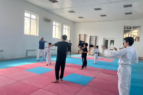 Lökbatan bazasında şotakan karate-do üzrə ustad dərsi keçirilib - FOTO