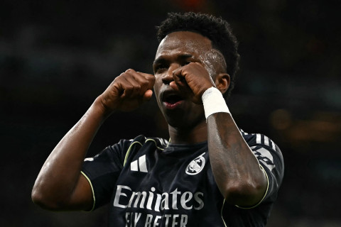 Винисиус объяснил свой жест в адрес фанатов "Манчестер Сити"