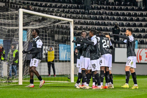 “Neftçi” oyunçusunu “Pafos”a satdı