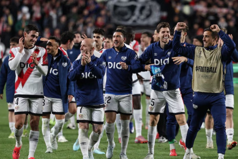 Лига конференций: "Райо Вальекано" потерпел поражение от "Самсунспора", но вышел в 1/4 турнира - ОБНОВЛЕНО