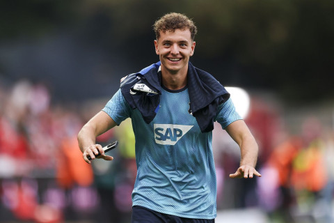 “Çelsi” Bundesliqanın hücumçusu uğrunda “Tottenhem”ə rəqib ola bilər