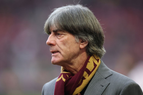 Yoahim Löv: “Müharibə edən bir ölkədə oynamaq təhlükəlidir”